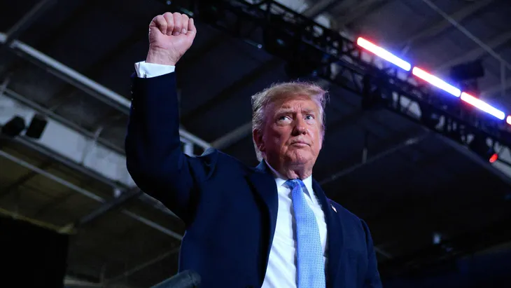 Im Wahlkampfendspurt: US-Präsident Donald Trump während einer Wahlkampfveranstaltung in Corith im US-Bundesstaat Mississippi