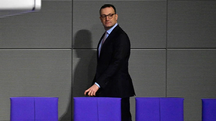 Der Unionsfraktionsvorsitzende Jens Spahn (CDU) am Freitag im Bundestag