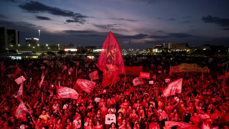 Wahlkampfabschluss: Anhänger von Präsident Lula am Samstag in Brasilia