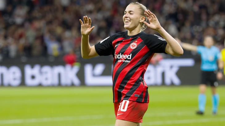 Häcken kann kommen: Kapitänin Laura Freigang schießt sich mit drei Toren gegen den HSV für das Europapokal-Halbfinale ein.