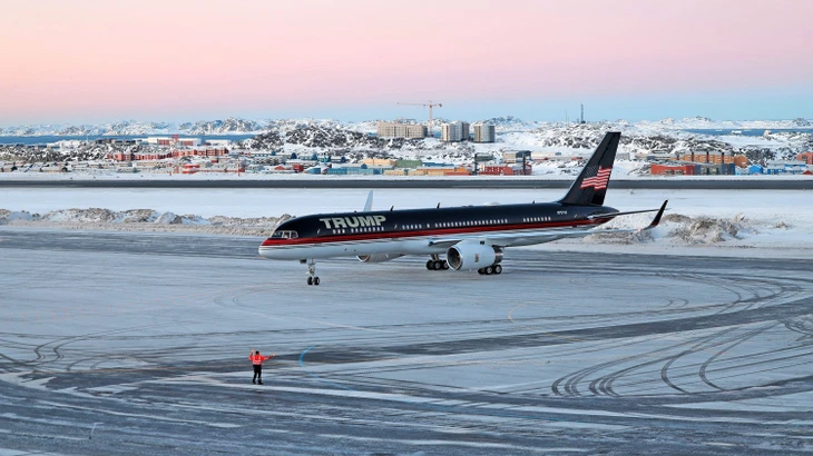 Sondierungsbesuch: Donald Trumps Sohn, Donald Jr., reiste mit der Privatmaschine der Familie nach Grönland.