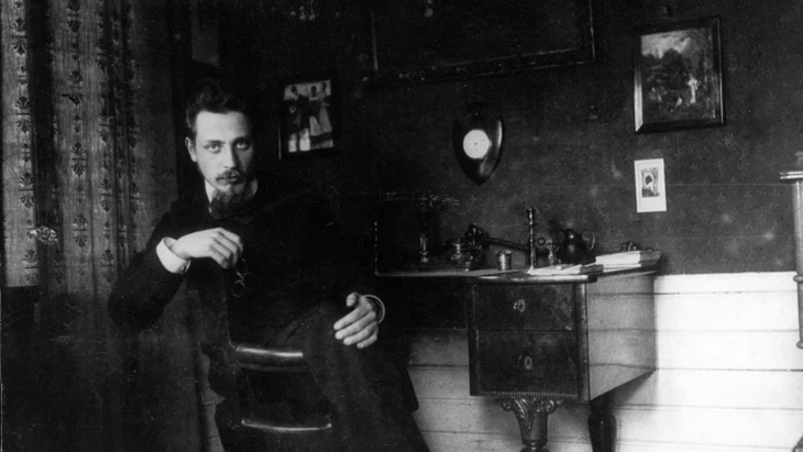 Rainer Maria Rilke am Schreibtisch, 1905
