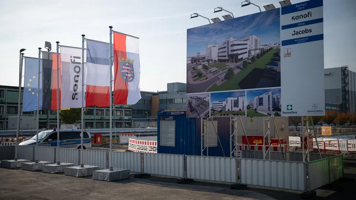 Baustelle: Sanofi will bis 2029 rund 1,3 Milliarden Euro in die Insulinproduktionsanlage in Frankfurt investieren.