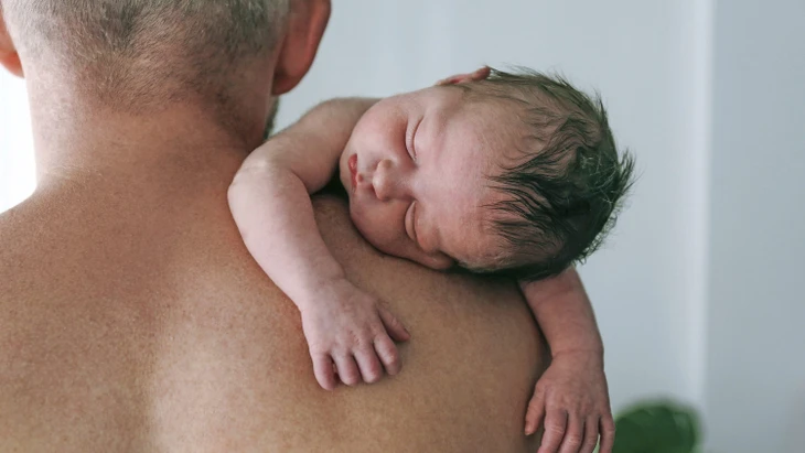 Immer mehr Männer sind bei der Geburt des ersten Kindes schon über 40 Jahre alt.