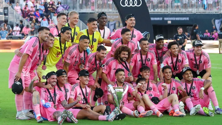 Zumindest auf den  Ausweichtrikos des amtierenden US-Fußballmeisters Inter Miami CF wird künftig die Marke des Münchener Versicherers Ergo stehen.