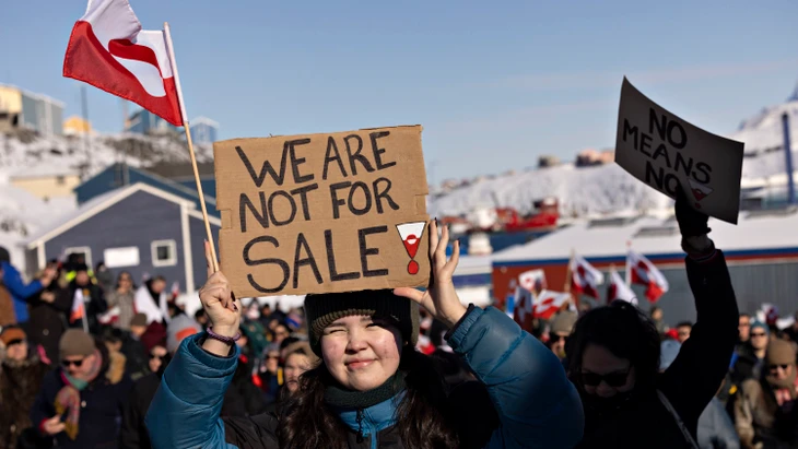 Wir stehen nicht zum Verkauf: Grönländer protestieren gegen die US-Pläne für ihre Insel.