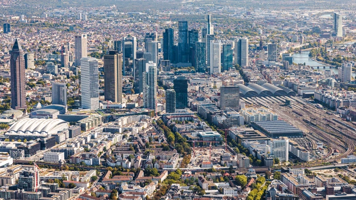 Im Wandel: Auch in Frankfurt haben viele Banken in den vergangenen Jahren ihre Research-Abteilungen aufgelöst.