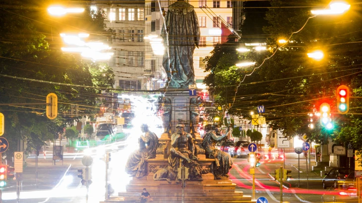 Gründer-Hotspot: die Münchener Innenstadt bei Nacht