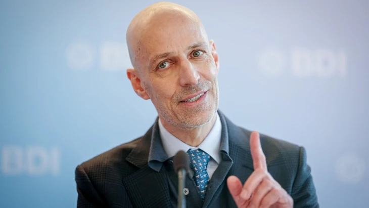 Peter Leibinger, Präsident des Bundesverbandes der Deutschen Industrie (BDI), gibt eine Jahresauftakt-Pressekonferenz im Haus der Wirtschaft.