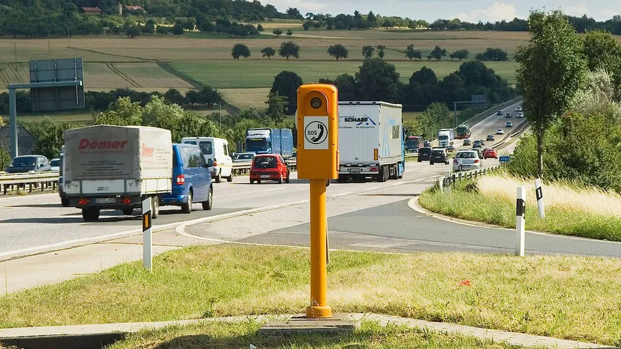 Wird noch gebraucht: Notrufsäule an der A 5 bei Bad Nauheim.
