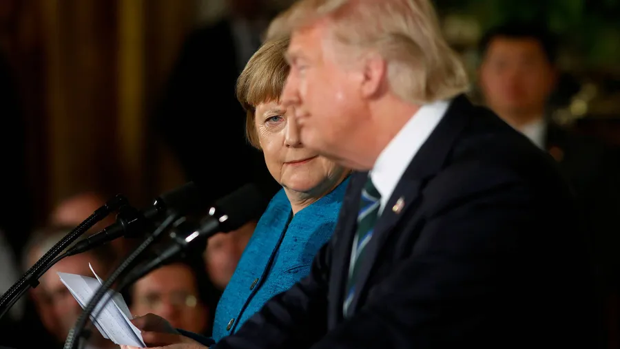 Bundeskanzlerin Angela Merkel neben Präsident Donald Trump bei einer Pressekonferenz am 17. März im East Room des Weißen Hauses