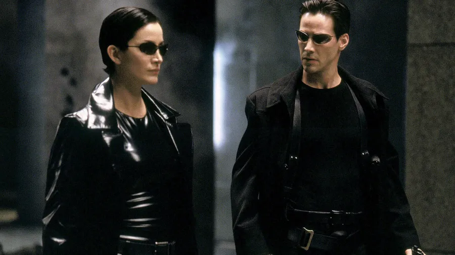 Finsteres Pärchen: Trinity (Carrie-Anne Moss) und Neo (Keanu Reeves)