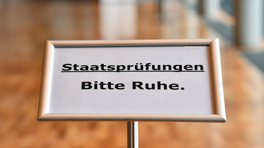 Sollte die mündliche Prüfung in Zukunft ohne Vorgespräch beginnen?