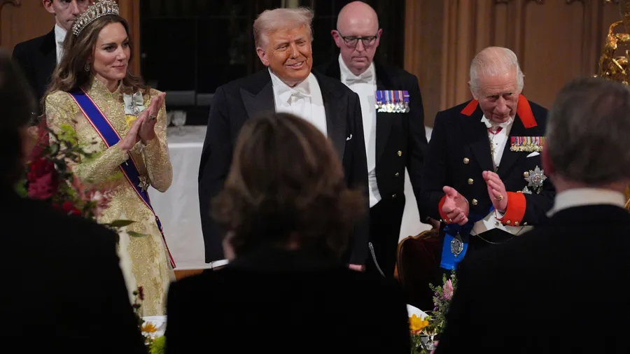 Prinzessin und König applaudieren: Staatsbankett auf Schloss Windsor am Mittwochabend