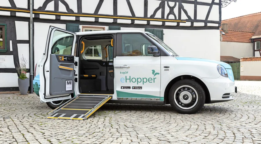 Auf Abruf: Der Hopper im Kreis Offenbach war eines der ersten Nahverkehrsangebote, das mittels App gerufen werden kann.