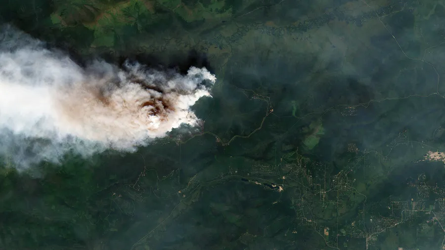 Satellitenaufnahme von einem Feuer bei Fairbanks in Alaska