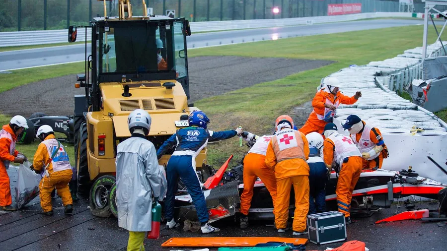 Jules Bianchi krachte mit seinem Auto in den Kranwagen