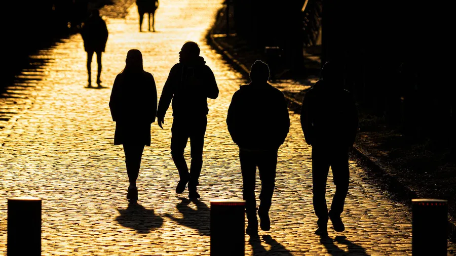 Sich verstecken oder den anderen ansprechen? Unsere Autorin hat am Main eine unangenehme Zufallsbegegnung gemacht.