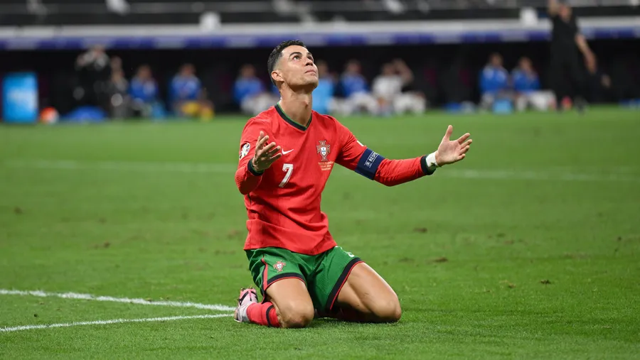 Es ist nicht sein Abend, aber er steht im Mittelpunkt: Cristiano Ronaldo