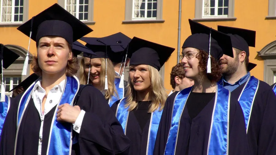 Angst vor dem Abstieg: Das Bildungsbürgertum separiert sich.