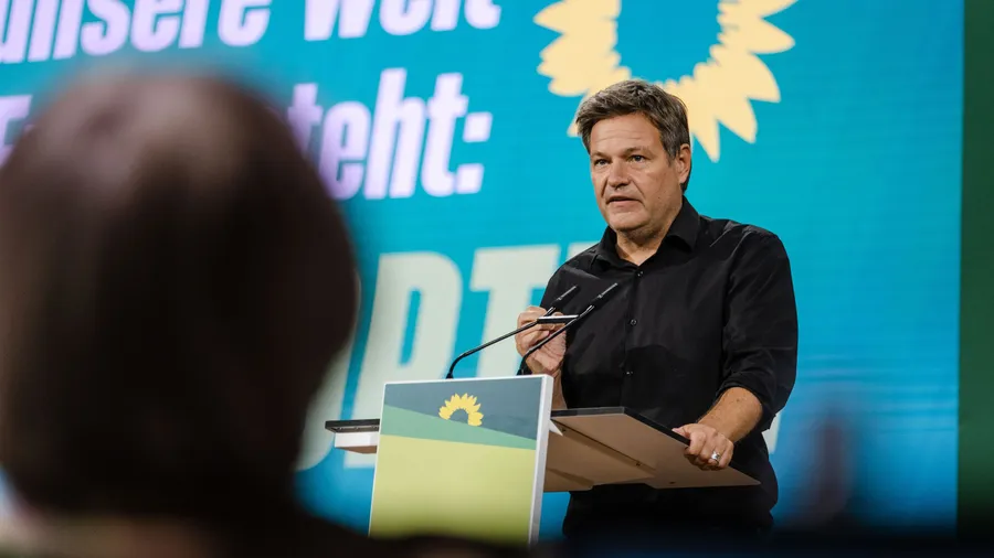 Bundeswirtschaftsminister Robert Habeck am Freitag auf dem Grünen-Parteitag in Bonn