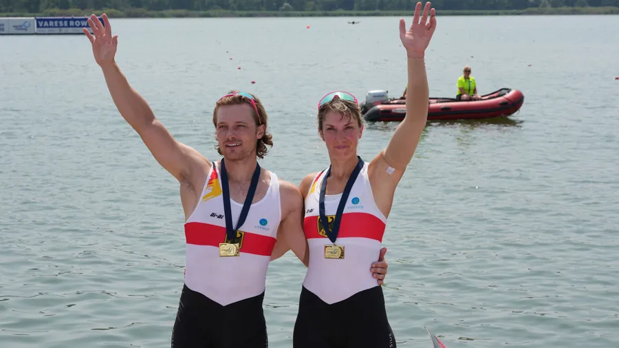 Valentin Luz gewinnt mit Kathrin Marchand bei der Ruder-EM Gold.