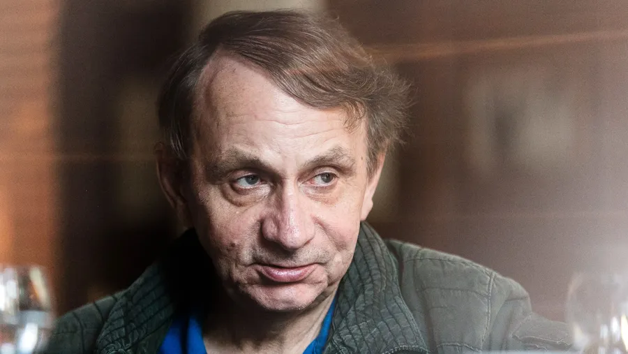 Sonst eher als Schreiber bekannt: Michel Houellebecq