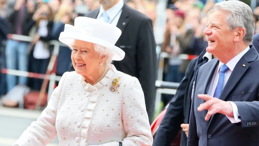 Königin Elisabeth II. und Bundespräsident Gauck am Mittwoch in Berlin.