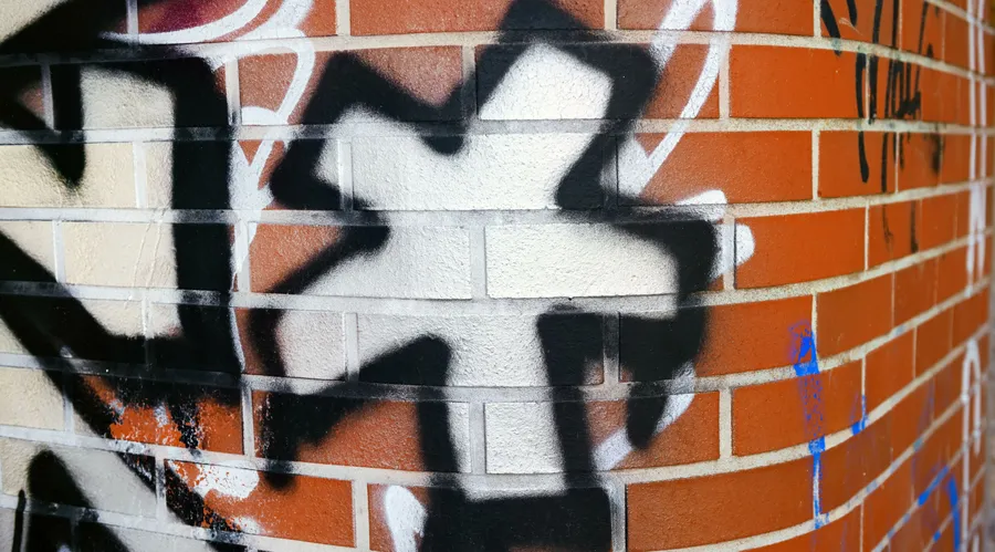 Fällt in dem Fall wohl unter künstlerische Freiheit: Genderstern-Grafitti in Hamburg