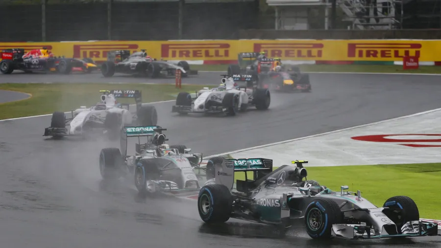 Mercedes-Duell an der Spitze: Lewis Hamilton und Nico Rosberg kämpfen auch um den WM-Titel