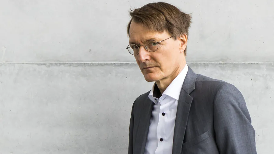 „Die eine oder andere Bemerkung könnte man sich sparen“, sagt der SPD-Gesundheitsexperte Karl Lauterbach.