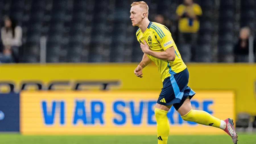 Besonderer Moment: Isac Lidberg bei seinem Debüt für Schweden
