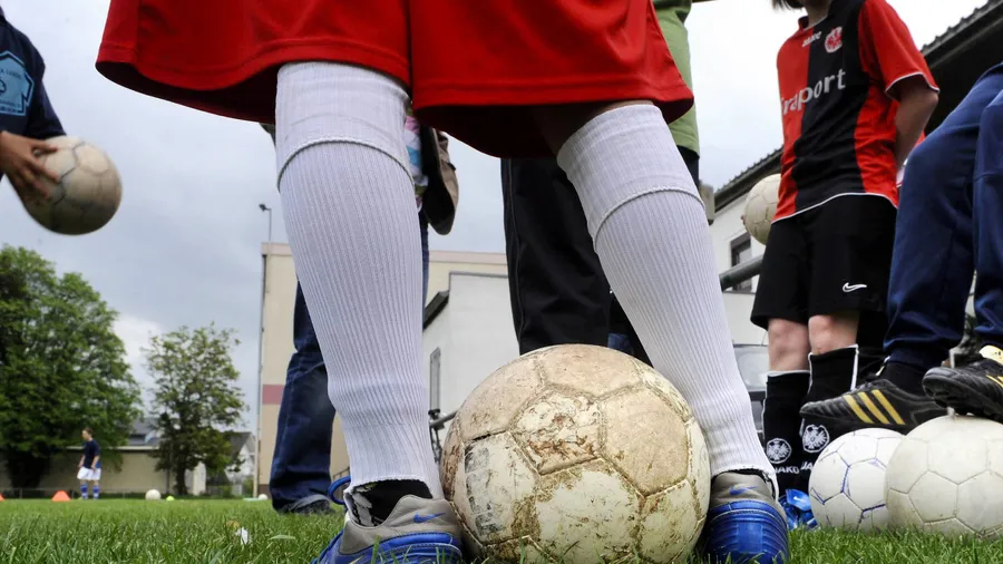 Wer zahlt die Übungsleiter, wenn die Sportvereine nicht mehr aktiv sein dürfen?