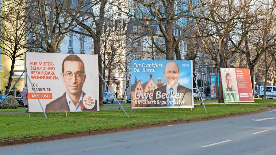 Kostenfaktor: Wahlplakate sind ein erheblicher Posten im Budget der Kandidaten und Parteien.