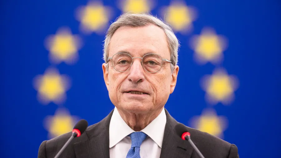 Mario Draghi im Plenarsaal des Europäischen Parlaments