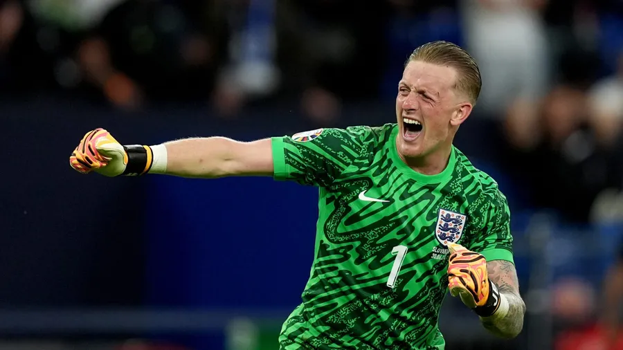 Manchmal färbt sich sein Gesicht feuerrot: Jordan Pickford