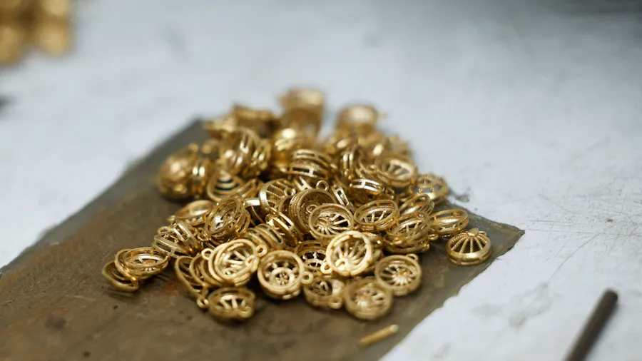 Ist Goldschmuck krisensicher? Das kommt nicht nur auf den Preis des Edelmetalls, sondern auch auf den Zeitgeschmack an.
