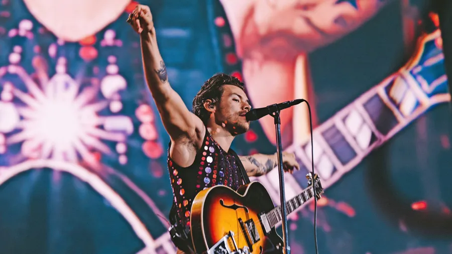 Seine Songs sind weich wie Marshmallows: Harry Styles glitzert in Frankfurt