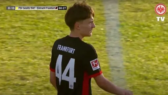 Torschütze zum 13:0 für Eintracht Frankfurt: Niko Ilicevic, 14 Jahre alt