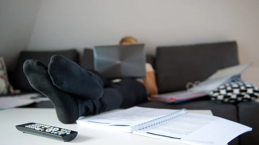 Ein Büro ist es nicht, ein zu Hause irgendwie auch nicht mehr: das Homeoffice.