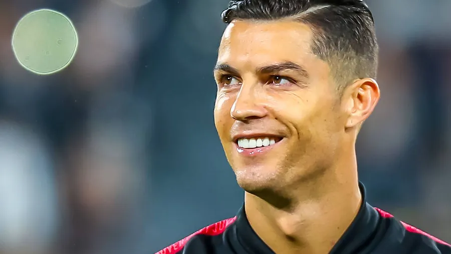 Fußballstar Cristiano Ronaldo hilft in der Corona-Krise.