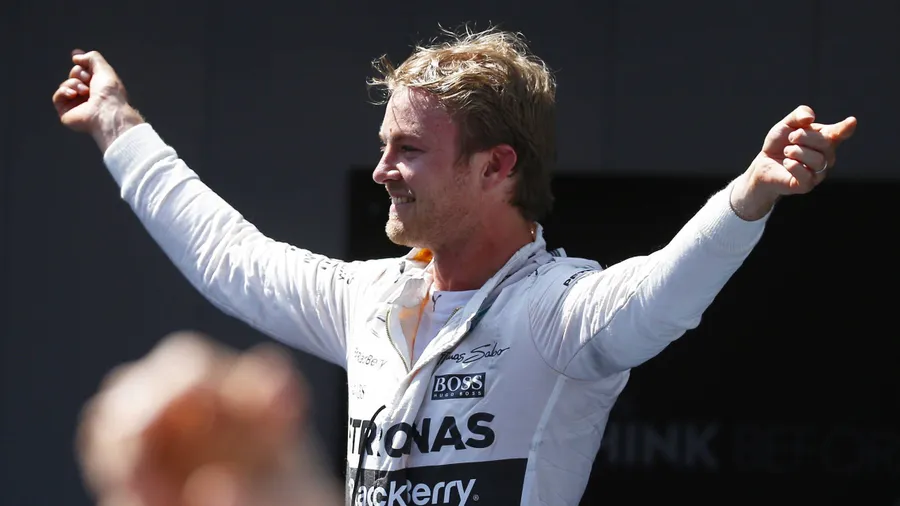 Dirigent in Barcelona: Nico Rosberg gewinnt erstmals in dieser Saison ein Rennen
