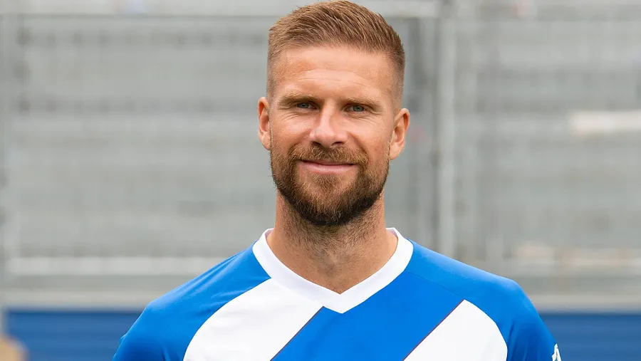 Mit Freude dabei: Darmstadt-98-Profi Tobias Kempe