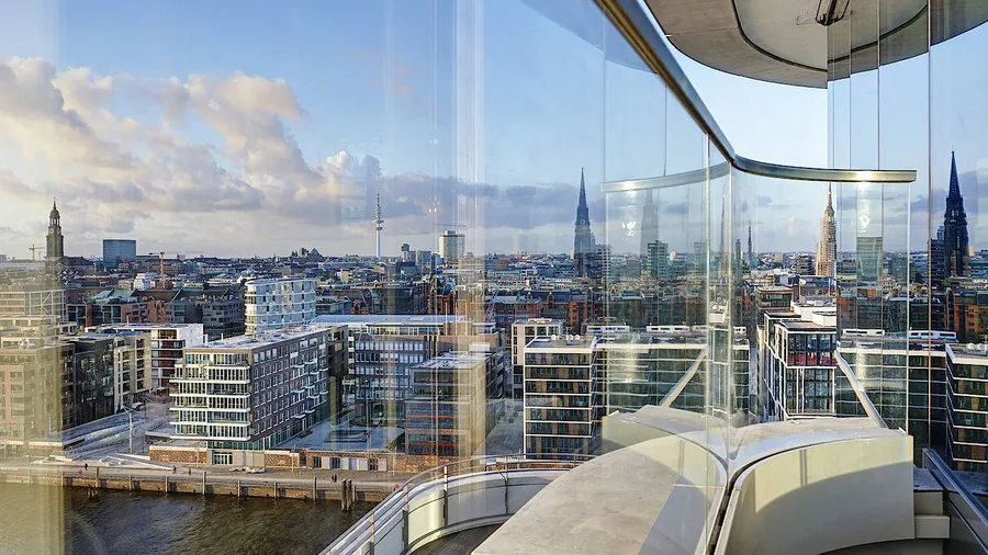 Blick vom Marco Polo Tower in Hamburg