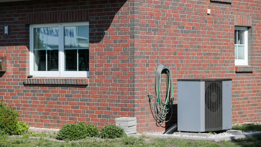 Wärmepumpe oder Erdgas: Die Heizung beeinflusst auch den Immobilienpreis.
