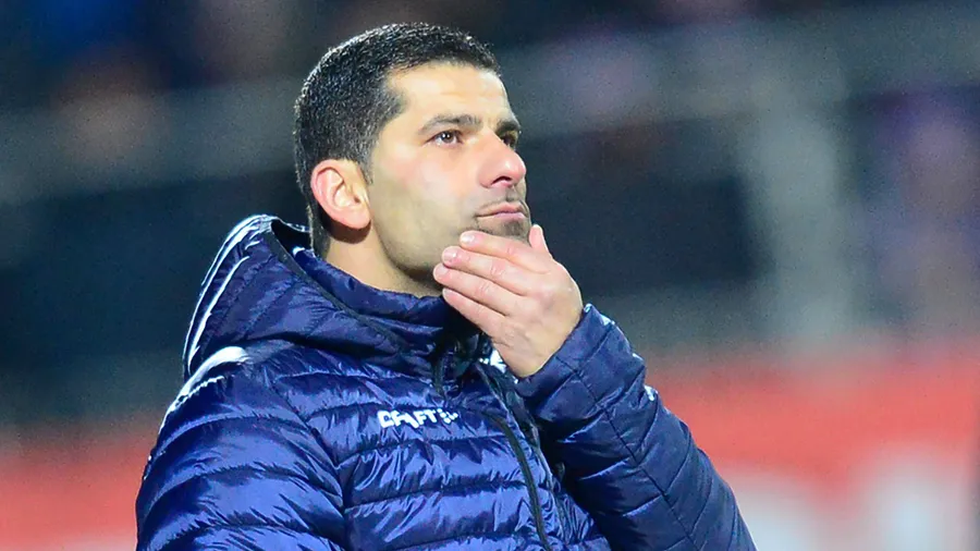 Position geschwächt: Dimitrios Grammozis, Trainer von Darmstadt 98