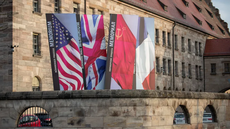 Verändertes Gedenken: Eingang des Museums Memorium Nürnberger Prozesse am Landgericht Nürnberg-Fürth. Auf den Gerichtssaal 600 hat nach dem Ende des Zweiten Weltkriegs die Welt geschaut.