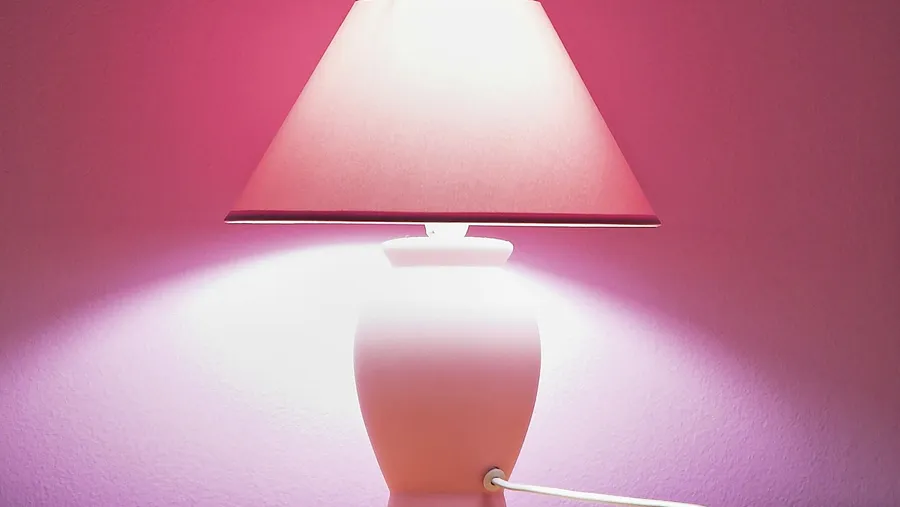 Vernetzte Welt: Das KI-Programm soll Hausverwalter künftig warnen, bevor die Lampe kaputt geht.