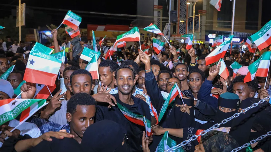 Einwohner der Hauptstadt Hargeysa feiern die Anerkennung Somalilands durch Israel.