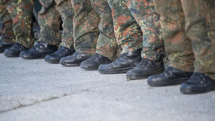 Wie attraktiv ist eine Karriere bei der Bundeswehr finanziell?